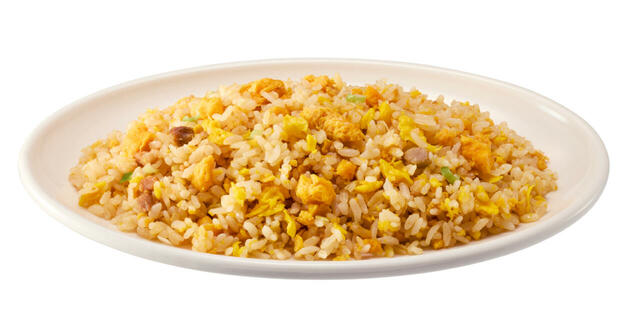 【リニューアルの主な内容】たまごチャーハン　　　　たまごチャーハン（ハーフ）・炒りたまごを増量し、たまごのやさしい味わいをさらに感じられるようになりました。