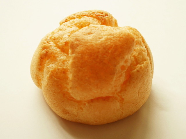 「糖質を考えたシュークリーム」ナチュラルローソン