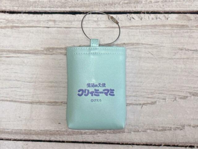 背面にもかわいいデザイン入り！