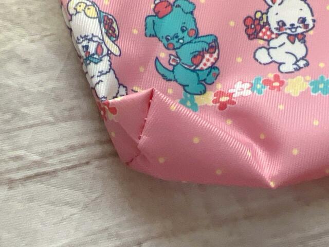 素材はポリエステル