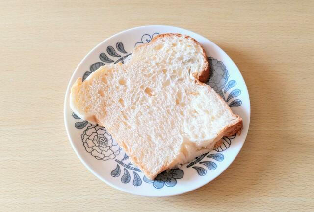 【コストコ　ホテルブレッド　1本（2斤）　698円】そのままでも、トーストしても、サンドイッチにしても◎