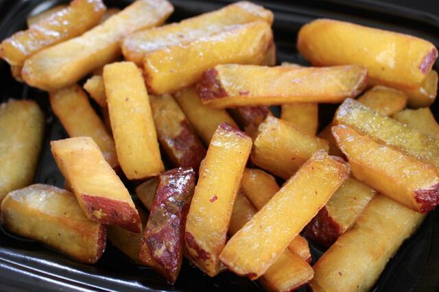 【ロピア　おさつスティック　100gあたり179円】蜜の部分がカリカリで美味しい