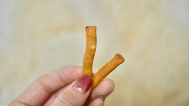 【シャトレーゼ1個100円以下のお菓子TOP5】旨じゃがという名前に相応しく噛むたび感じる旨みが最高です