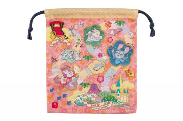 きんちゃく 850円｜サイズ：縦約23×横約20cm｜東京ディズニーリゾート お正月グッズ2023｜販売店舗：東京ディズニーランド「ディズニー＆カンパニー」、東京ディズニーシー「エンポーリオ」｜発売日：2022年12月1日（木）