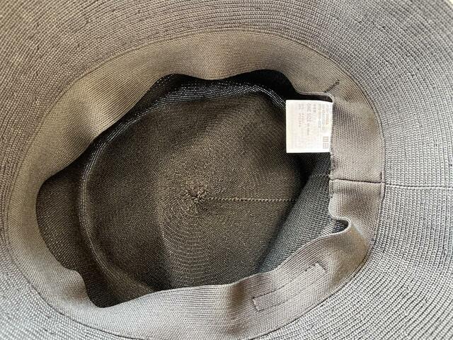 【ユニクロ UVカットニットバケットハット】アジャスターをきつめにした状態