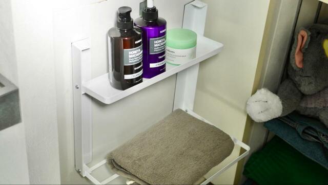 【tower　洗濯機横マグネット折り畳み棚 2段 タワー】マグネットがくっつく場所であれば浴室やキッチン、トイレや玄関など様々な場所で使えます