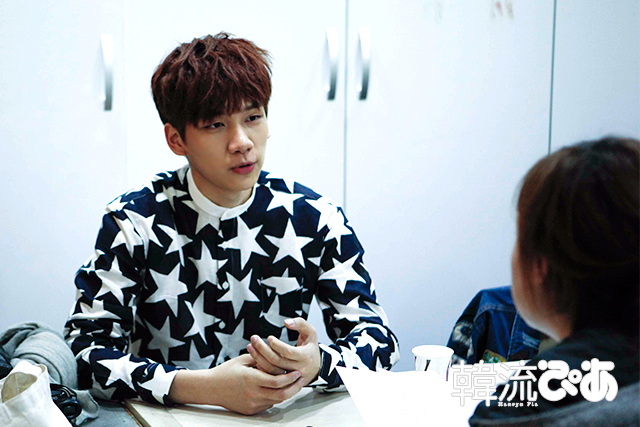 VIXXヒョギ 撮影：李俊永（STUDIO ZIP）