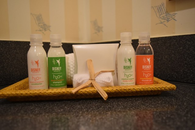 アメニティはアウラニ・ディズニー・リゾート & スパ コオリナ・ハワイでもおなじみの「H2O」
