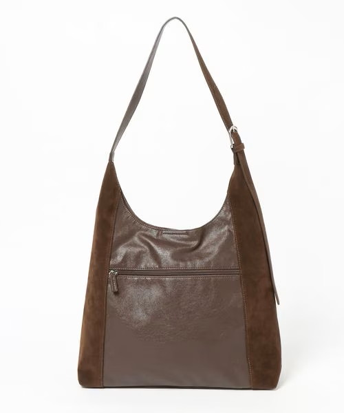 【ローリーズファームの秋冬おすすめバッグランキング 2位】「ヤワラカルイ2WAYショルダーBAG」4,950円(税込)