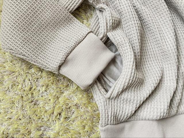 【ワークマン レディースウォームワッフルクルーネック】便利なポケット付き