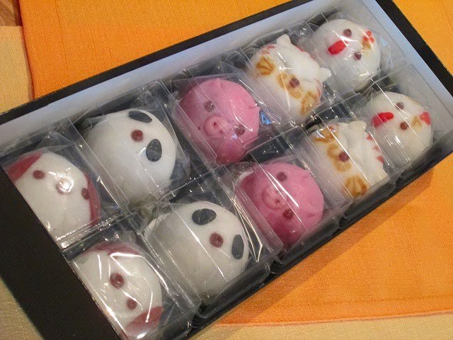 東京駅手みやげ：あわ家惣兵衛　どうぶつまんじゅう　中身