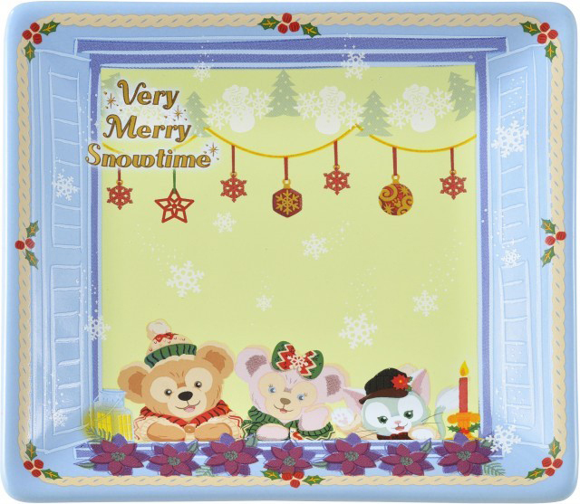 2015ダッフィーのクリスマス「Very Merry Snowtime」 ホワイトムースケーキ スーベニアプレート付き　880円　販売店舗：ケープコッド・クックオフ