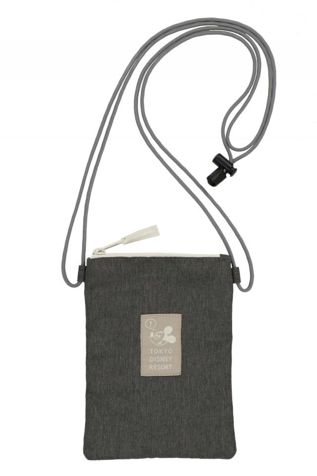 ショルダーバッグ 2,300円｜東京ディズニーリゾート「LET'S START WHERE WE CAN!」