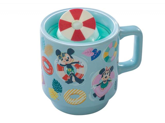 パイナップルゼリー＆ココナッツムース、スーベニアカップ付き 900円｜東京ディズニーランド「プラズマ・レイズ・ダイナー」