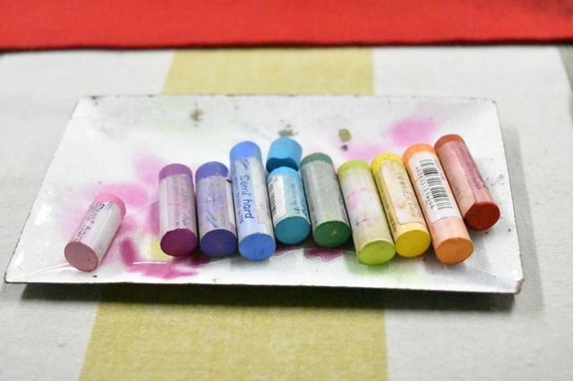 パステルで優しい色合いに