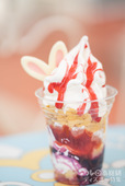 ダブルベリーサンデー|アイスクリームコーン