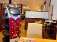 【バーミヤン　日替わりランチ】店舗にもよりますが、配膳ロボットが中国語で挨拶しながら食事を運んでくれます