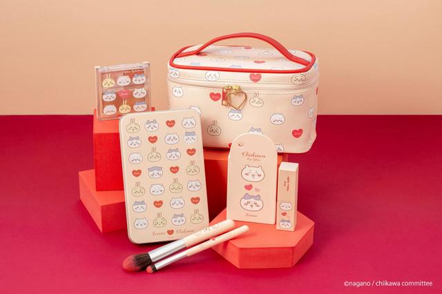 Dセット：リップグロスちいかわ＆ハチワレ、アイシャドウパレットちいかわ＆ハチワレ＆うさぎ（フェイス）、メイクブラシセット、バニティポーチ