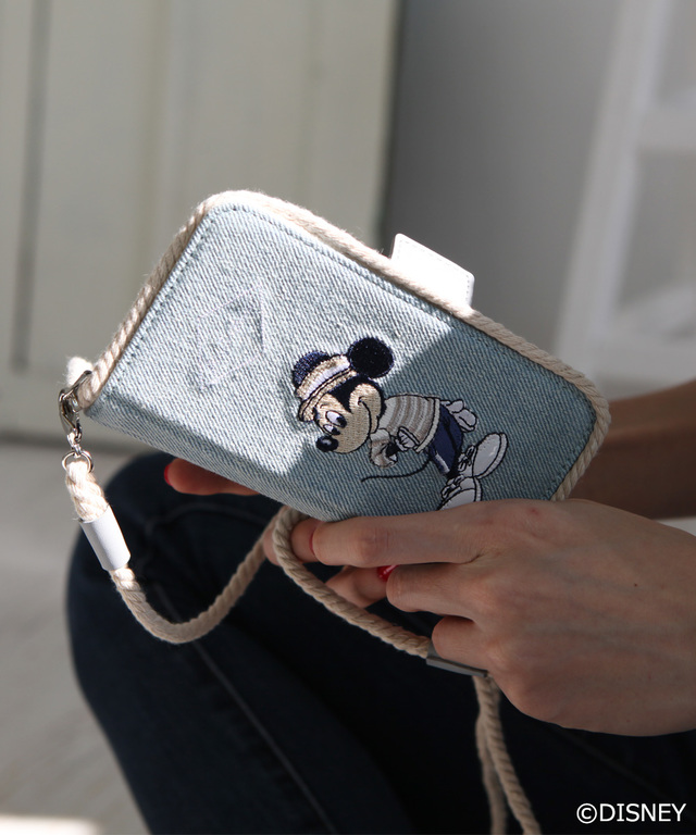 DISNEY COLLECTIONディズニー/マリンルックiPhoneケース¥ 4,212（税込）