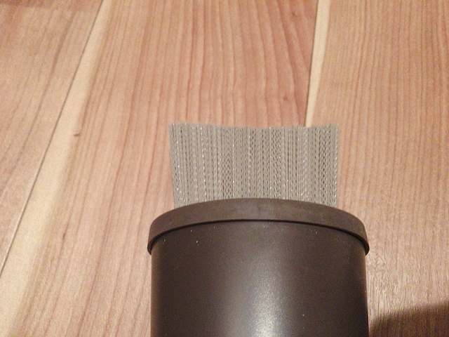 【カインズ】立つほうき／サッシ掃除などはブラシポジションで