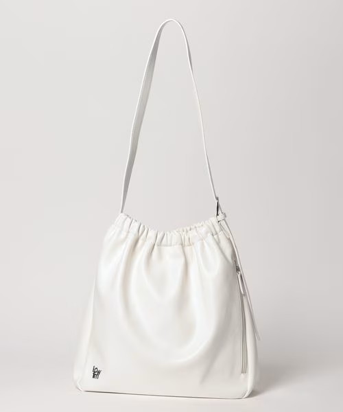 【ローリーズファームの秋冬物バッグ売れ筋ランキング 2位】「LFギャザーショルダーBAG」5,990円（税込）