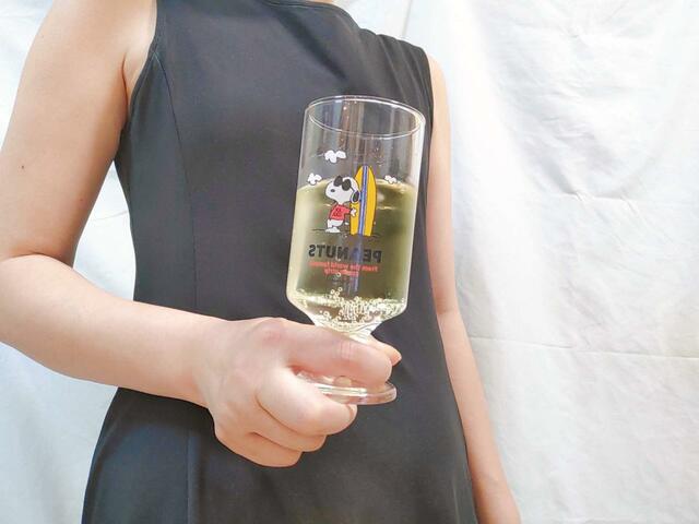 【ニトリ×スヌーピー】持ち手があるので、ラクラク持ち運べる