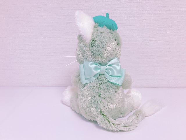 後ろ姿もムッチリ