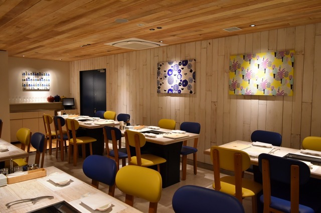 フィンランドっぽいカラーの席