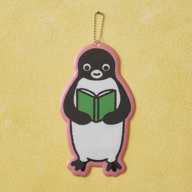 【Suicaのペンギン】「Suicaのペンギン ぷっくりパスケース（読書）」1,360円