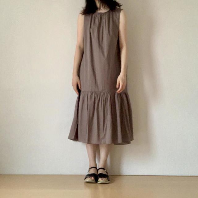 【UNIQLO（ユニクロ） コットンティアードワンピース（ノースリーブ）】身長170センチ Lサイズ着用