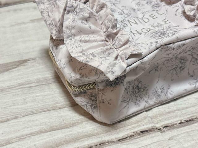 立体的なフリルがかわいすぎる〜！