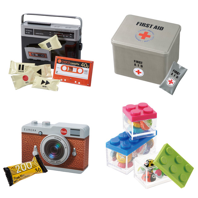 左上から時計回りにラジカセ缶 チョコレート、オリジナル ファーストエイド缶 カーキ、オリジナル ブロックケースS・M・L、カメラ缶チョコレート ブラウン