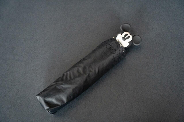 ミッキー 折りたたみ傘 晴雨兼用 SHINY DAY 4,200円