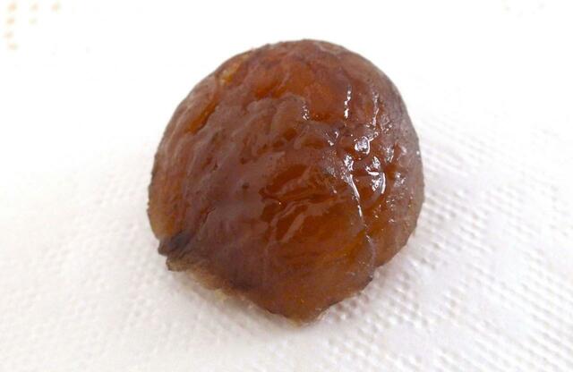 【カルディ　マロングラッセ コンフット】マロングラッセの大きさ：直径28mm（1個）