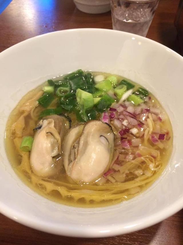 「牡蠣ラーメン」（800円・税込）