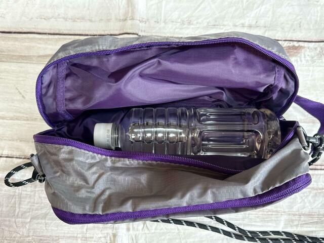 550mlのペットボトルを横に倒して収納できる大きさ！