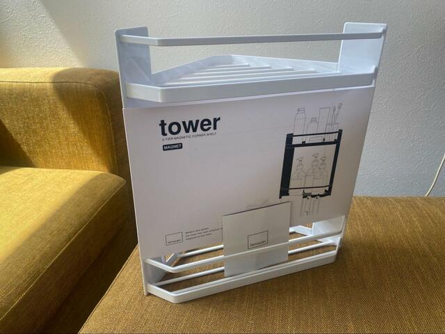 【山崎実業 tower マグネットバスルームコーナーラック】お風呂場のコーナー（角）に取り付けて使えます