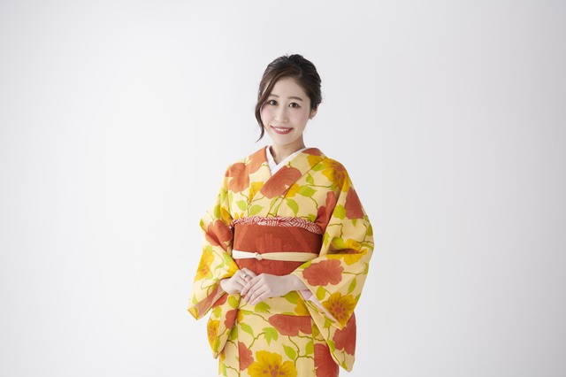 13代目安原伶香さん