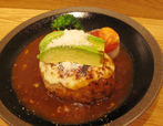 『アボカドととろ～りチーズのハンバーグ』
