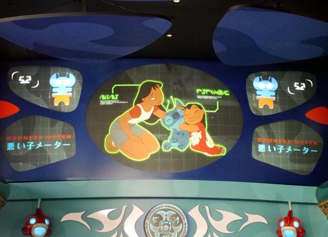 建物内のモニター画像