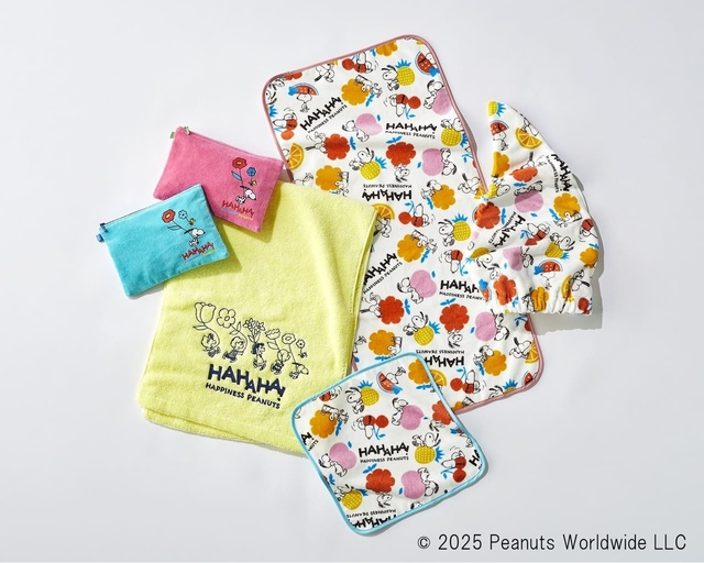 【うめだスヌーピーフェスティバル2025】「ホットマン」(上から)プリントフェイスタオル 2,750円、プリントタオルキャップ 4,950円、プリントウォッシュタオル 1,540円、刺繍ヘアタオル 3,960円、刺繍ポーチ 3,630円◎8月13日(水)～26日(火)◎8階 プロモーションスペース83【阪急うめだ本店・阪急百貨店オンラインストア限定】
