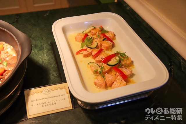 “ドナルドのホット・ジャングル・サマー”スペシャルメニュー|ブッフェレストラン「シャーウッドガーデン・レストラン」