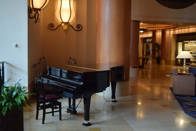 様々なディズニーソングを奏でるピアノ