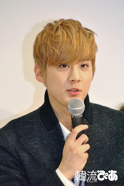 少し緊張気味のチョンジ(TEENTOP) / 『ON AIR~夜間飛行~』記者会見