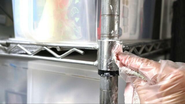 【ダイソー 多目的クレンザー 150g】商品ブランド名のロゴが