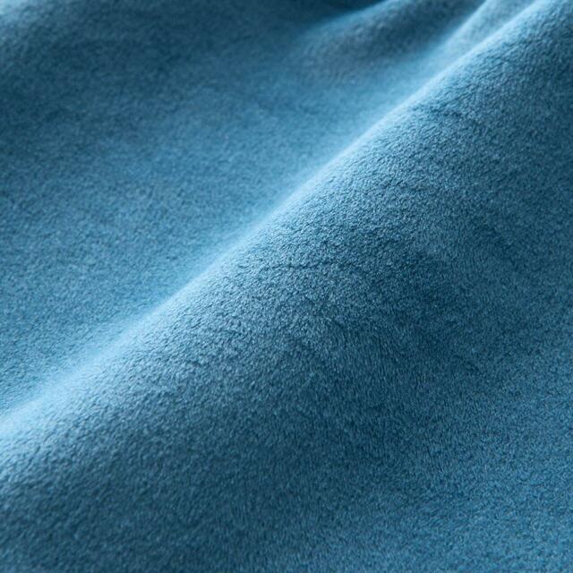  ふわふわネックウォーマー「クロウハウザー」｜￥3,990 （税込）