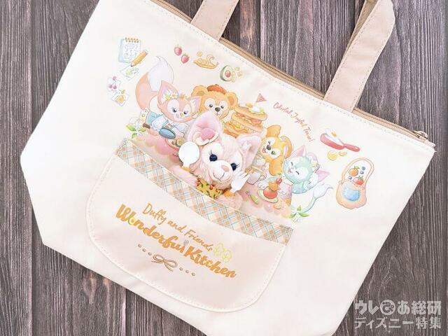 ぬいぐるみチャームを入れてみました