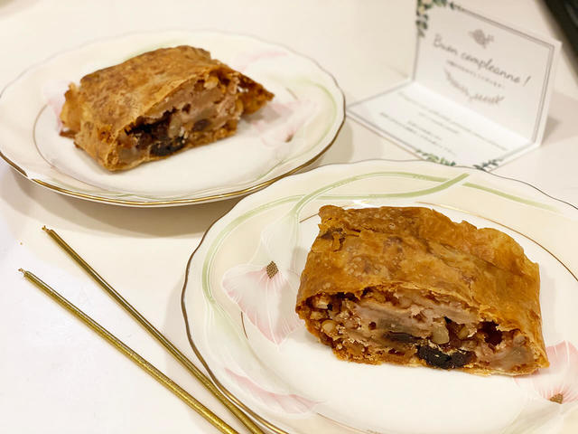 ろうそくとカードが付いています！