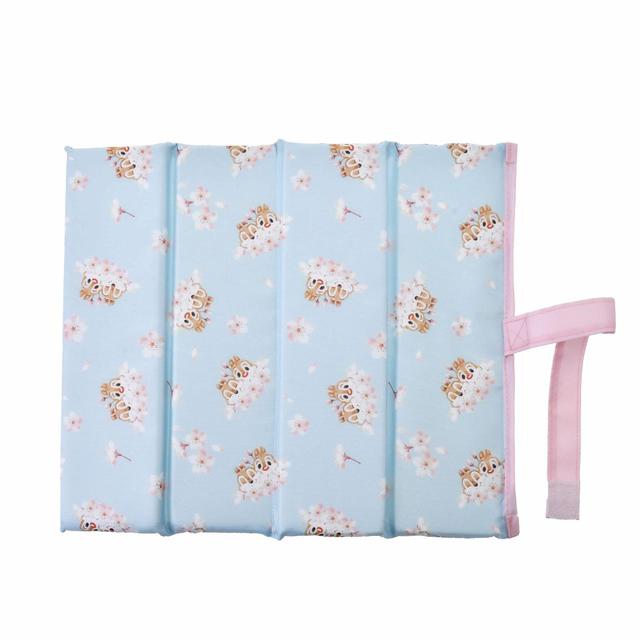チップ&デール シートクッション SAKURA 2022/1,540円