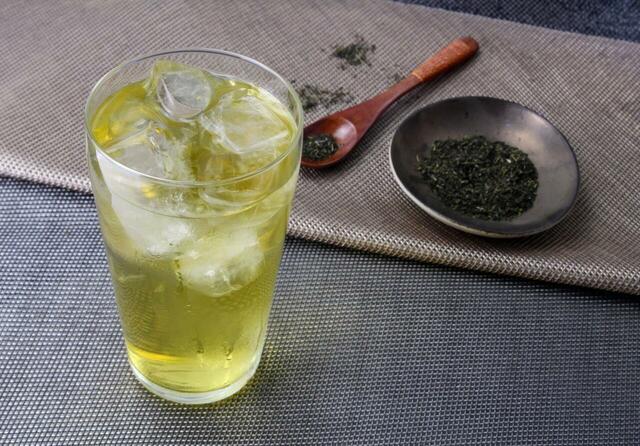 「台湾茶（ジャスミン）」＜期間：2026年4月1日～＞【ブロンコビリー名物「新鮮サラダバー」が新スタイルに！「ブロンコビュッフェ」は、4月1日より全店で提供スタート！】